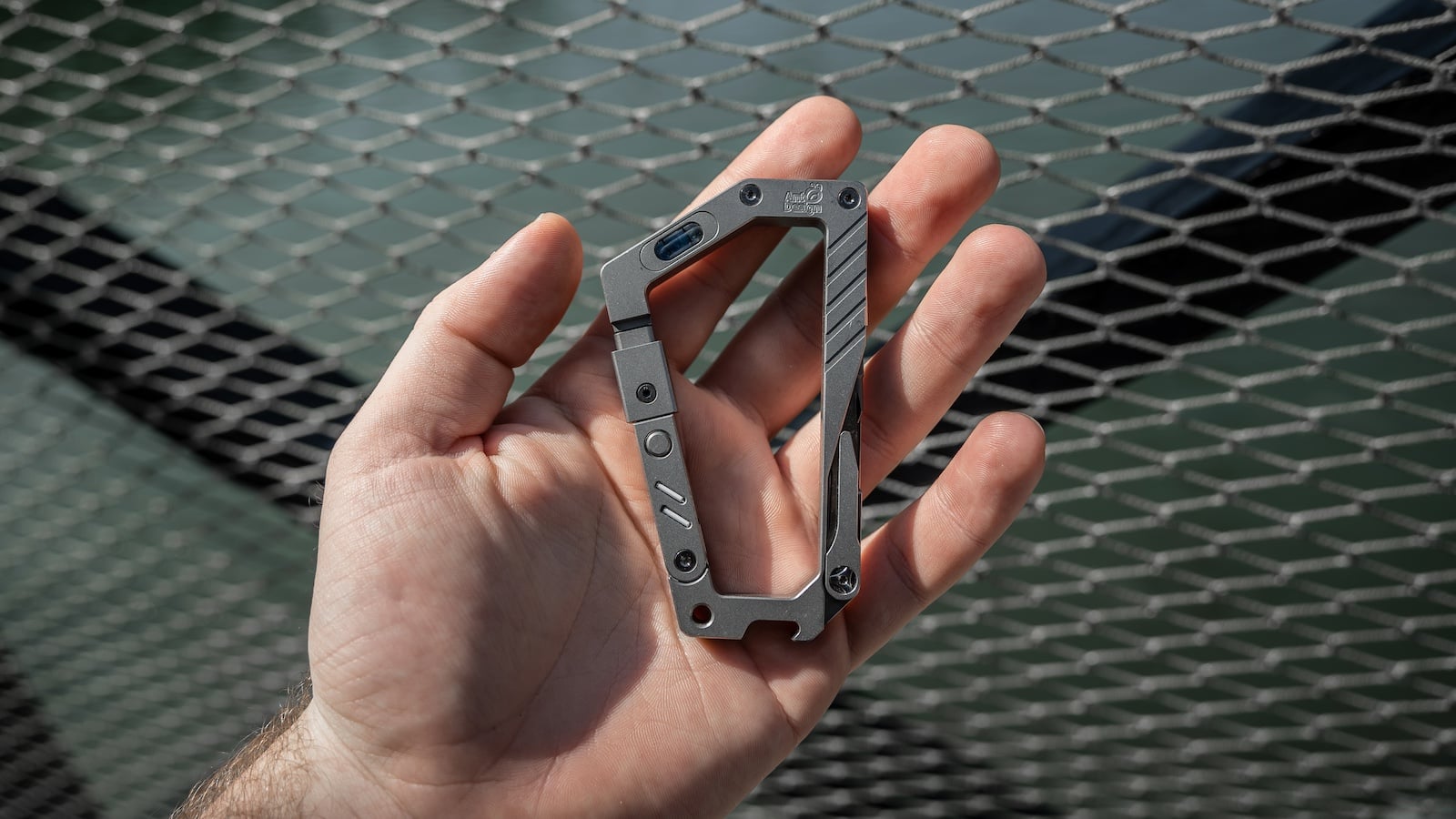 AntDesign GH Carabiner is ideal for adventurers with its 17-in-1 functionality