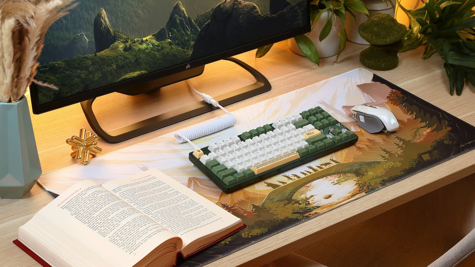 Drop + Lord of the Rings Rohan Keyboard is inspired by the kingdom of horsemasters